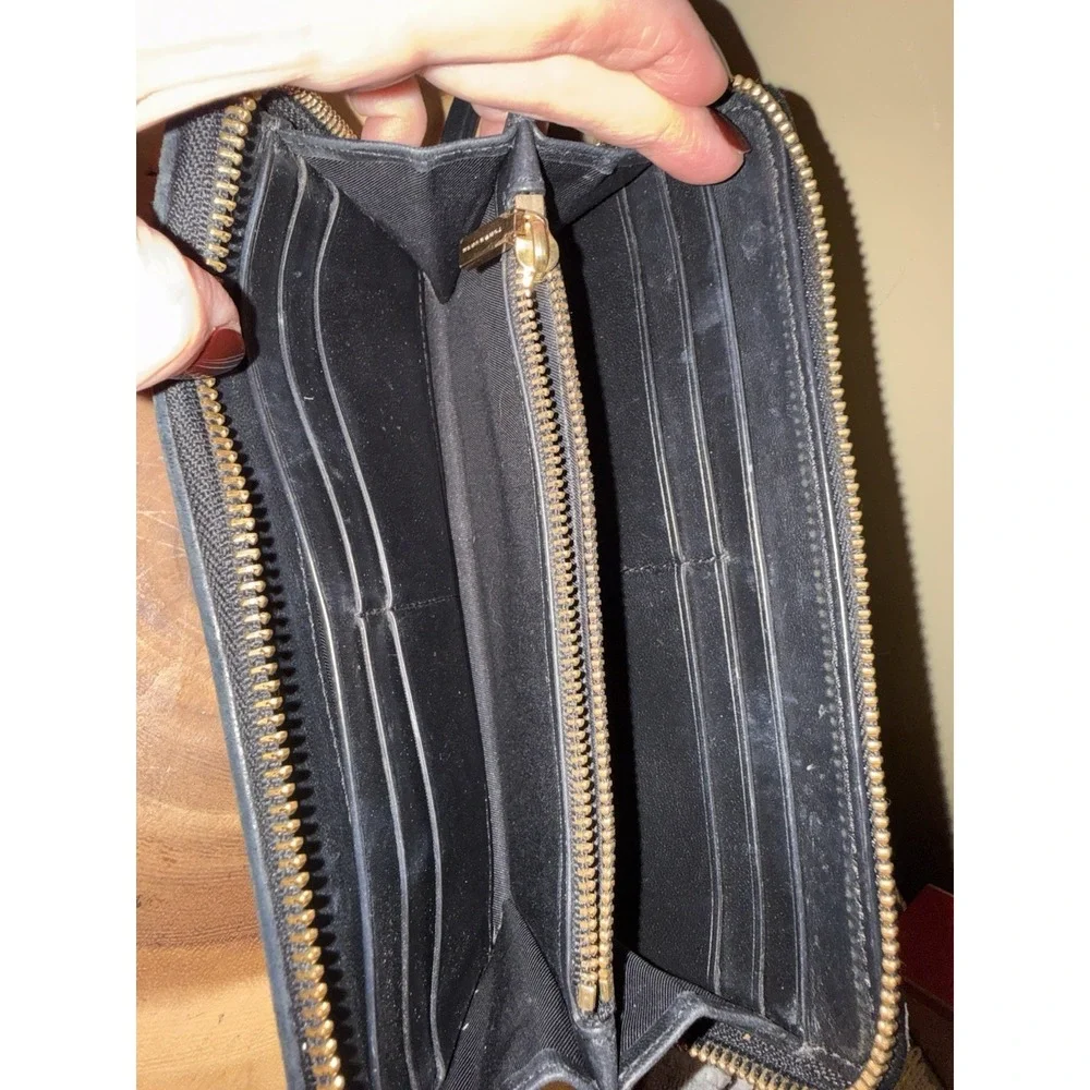 Tory Burch Black Kira Chevron‎ Zip Continental Wallet/Card Holder Long